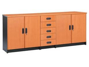 "Lemari Arsip Indachi Cradenza type DCR-404"